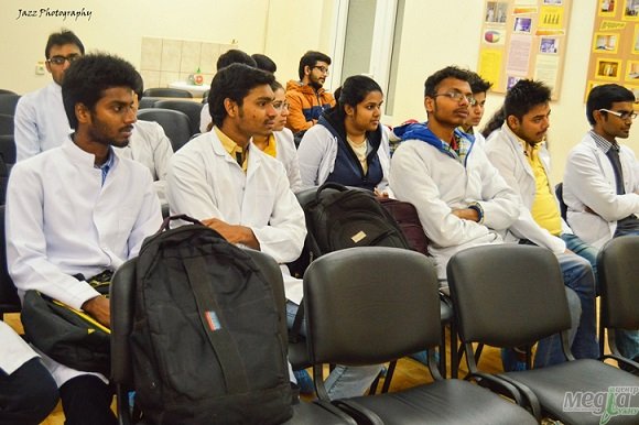 З ініціативи іноземних студентів медичного факультету УжНУ 4 грудня створено науковий гурток «Медичної мікробіології та інфекційних захворювань».