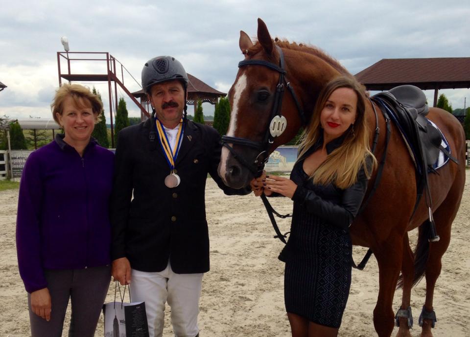 Ужгородский лошадь Дайміо стал бронзовым призером Чемпионата Украины по конному троеборью