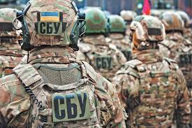 Троє зрадників на службі у ворога: СБУ в Закарпатській області викрила трьох херсонців, які працювали на окупантів