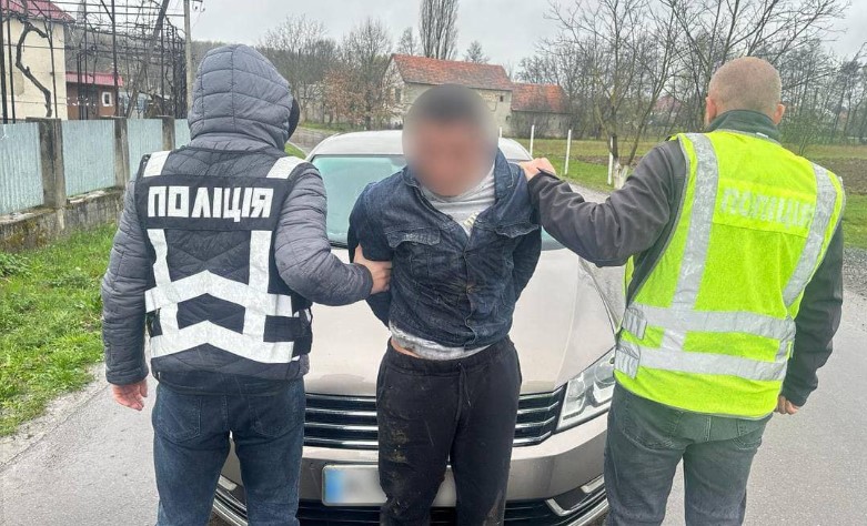 Оперативники кримінальної поліції Іршави затримали жителя села Білки, який був причетний до торгівлі наркотиками на території району.