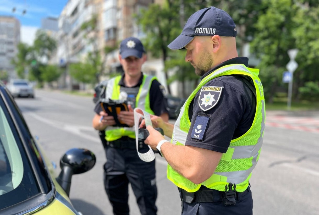 Увага, штрафи від 5 100 до 25 500 гривень: в Україні запроваджують нове жорстоке покарання за музику в авто