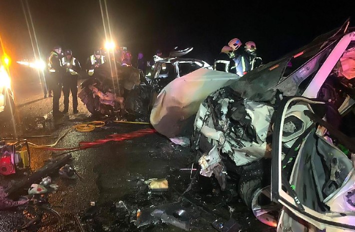 Трагедія на дорозі: двоє водіїв загинули в ДТП на Заході України (ФОТО)
