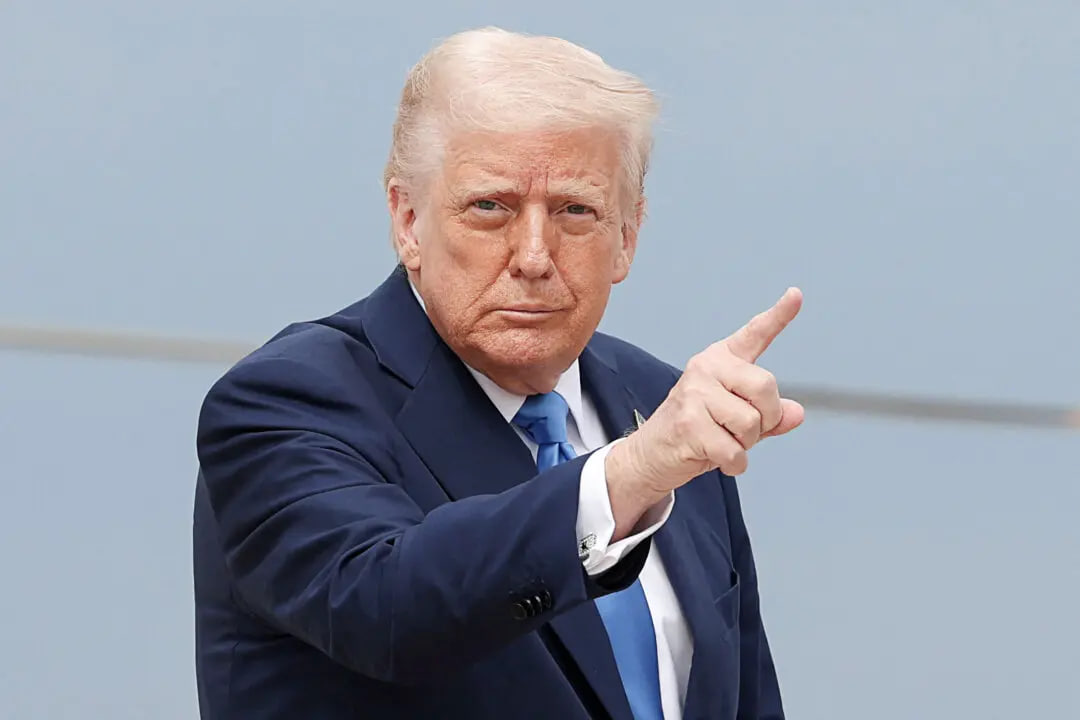 Трамп вимагає від Зеленського негайно підписати угоду про рідкісноземельні метали: що відбувається