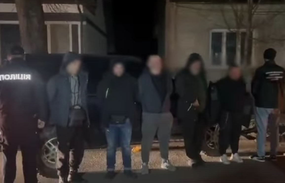 Гучне викриття на Закарпатті: 50-річний «бізнесмен» переправляв через Тису "ухилянтів" з усієї України (ВІДЕО)