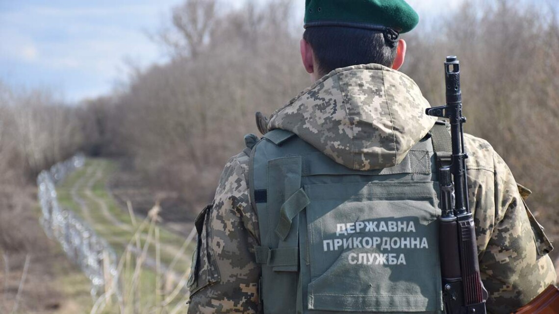 Закарпатський прикордонник став контрабандистом людських тіл: його зловили на гарячому, суд оголосив вирок (ФОТО)