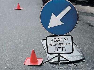 Трапилася аварія на пл. Б.Хмельницького в Ужгороді. 
