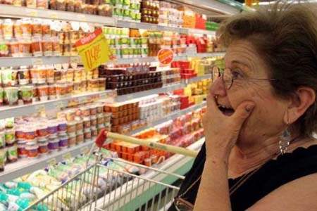 По итогам 2014 года продукты в России подорожали на 16,7%. В то же время продовольствие в Евросоюзе подешевело на 1%.
