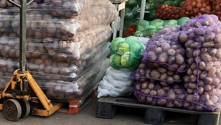 Сильні морози та відсутність сховищ впливають на ціни на картоплю в Україні, яка дорожчає з самого початку 2024 року.