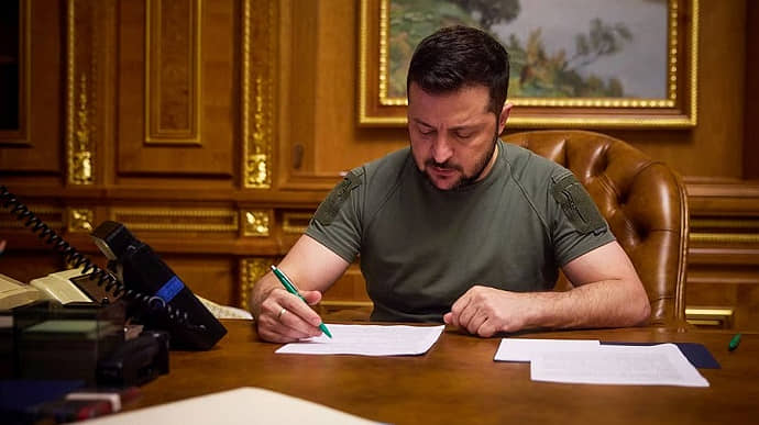 Президент України Володимир Зеленський 16 квітня підписав закон про мобілізацію.
