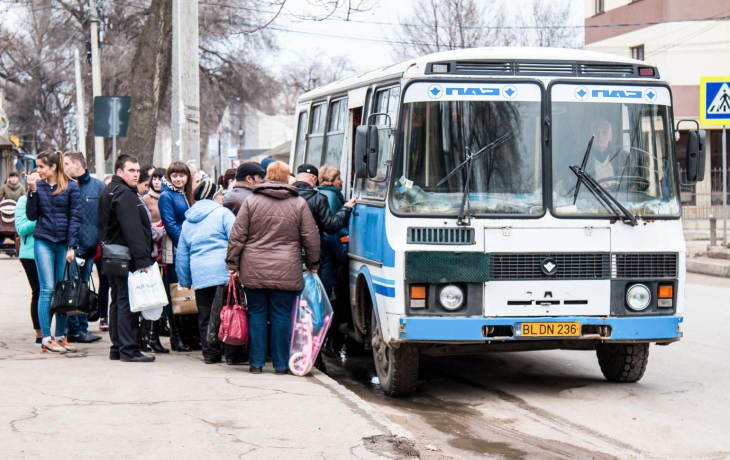 У містах України вже найближчими роками повністю оновиться транспортний парк. Рада запровадила заборону на громадський транспорт, який працює на бензинових двигунах та двигунах внутрішнього згоряння. 