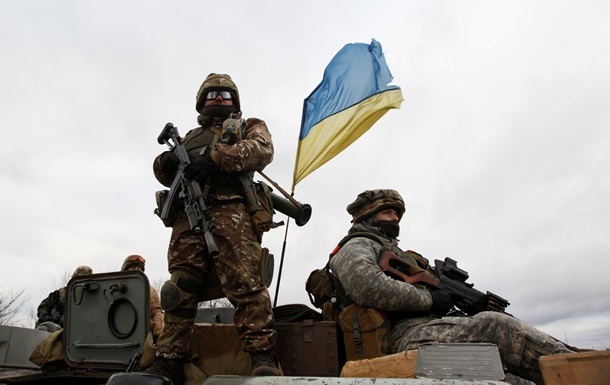 Сепаратисти обстрілювали позиції українських військових біля Золотого-4, Широкиного, Водяного, Новомихайлівки та Причепилівки.
