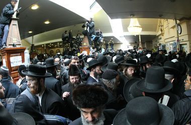В Умань на празднование 5 777 иудейского нового года уже прибыл 21-тысячный паломник-хасид.