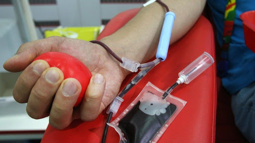 Закаринатту призывают стать донорами крови.