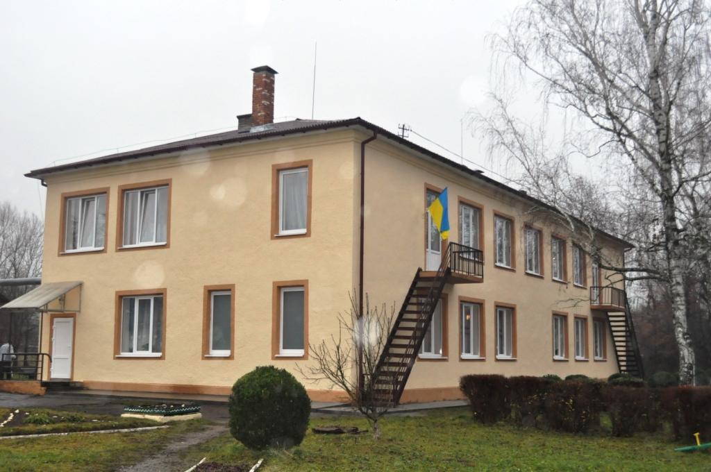 Відремонтований сучасний дитячий садочок, де виховуються майже 70 дітей із двох сіл - Гендеровиці і Станова, відкрили сьогодні, 18 грудня, в селі Станово.
