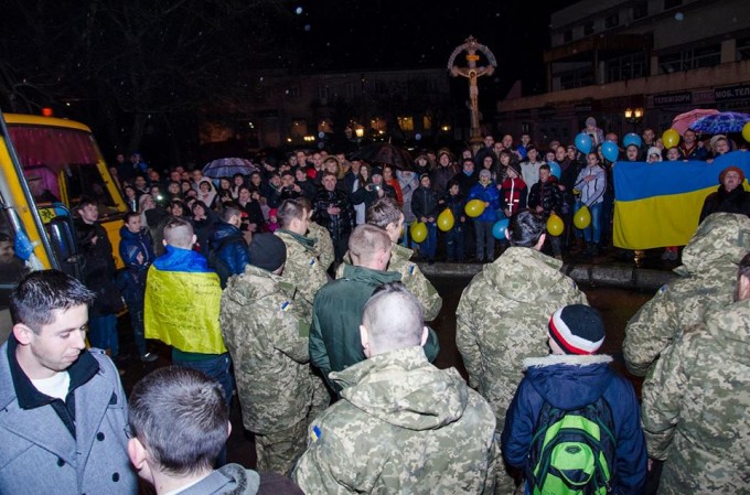 В Перечине встретили военных 128 - й бригады 