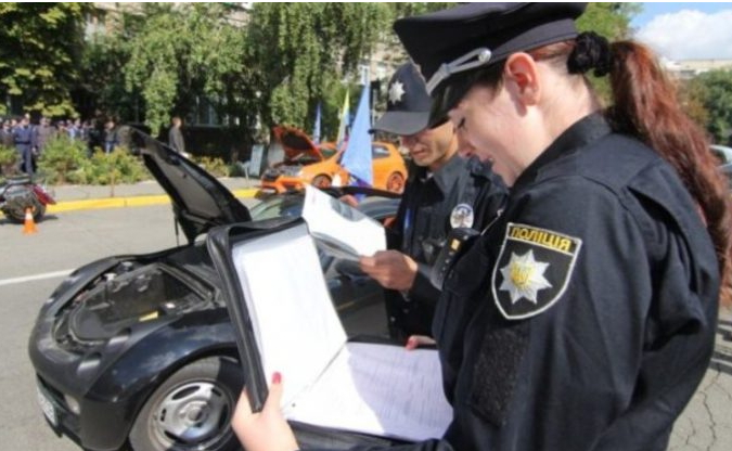 Автоюрист Богдан Гладик пропонує залучати водіїв-порушників Правил дорожнього руху до громадських робіт.