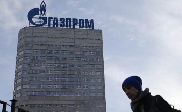 Ранее Кабмин обратился к АМКУ с просьбой начать антимонопольное расследование против «Газпрома», «который действует на дискриминационных, фактически на неконкурентных условиях и наносит ущерб украинской экономике»