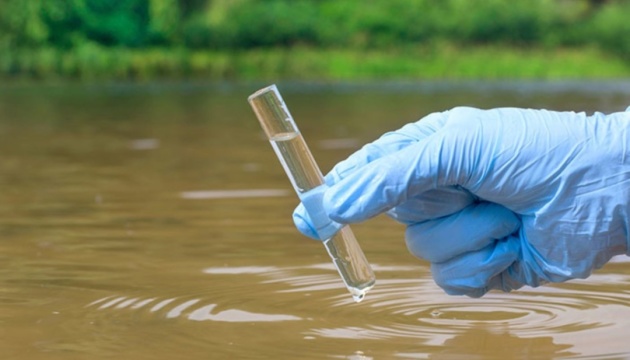 Обсипало усе тіло: на Закарпатті підхопили заразу, купаючись у водоймах 