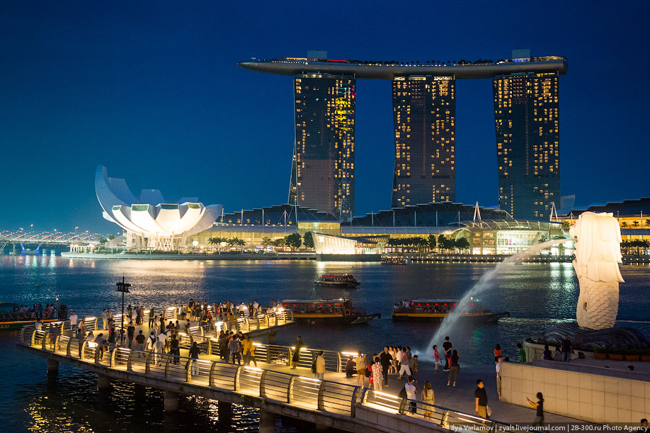 Найдорожчим мегаполісом є Сінгапур.
