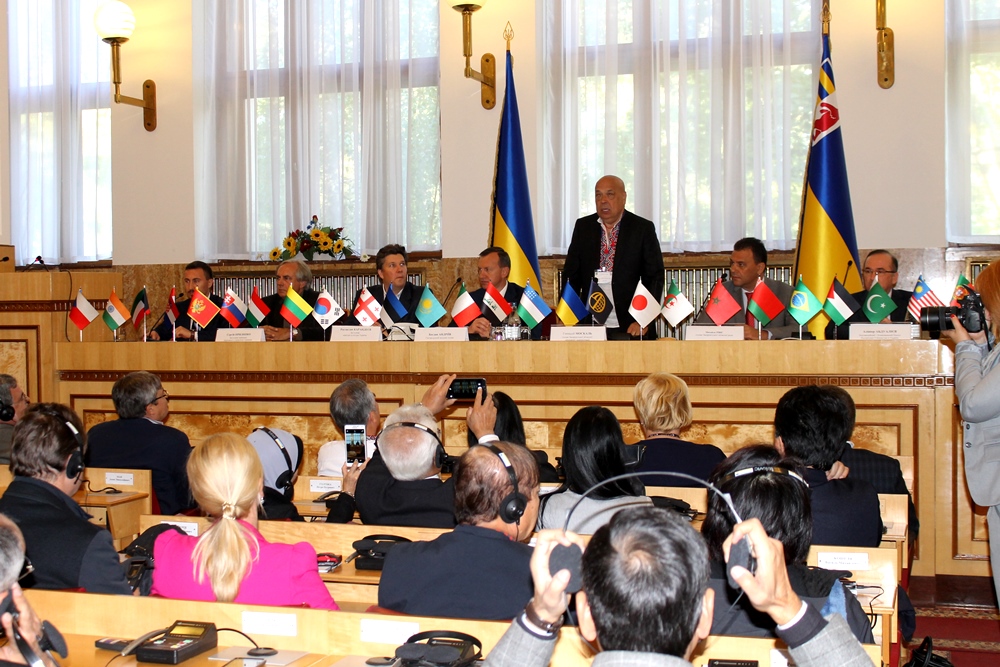 В субботу, 24 сентября, на Закарпатье прибыло 39 представителей иностранного дипломатического корпуса, аккредитованных в Украине. 