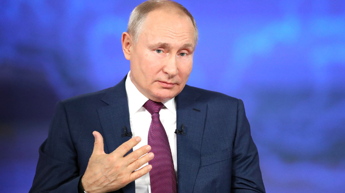 Кремль утверждает, что якобы готов к диалогу с украинскими и зарубежными партнерами для «урегулирования конфликта», но не прекратит войну, пока Украина не выполнит требования РФ.