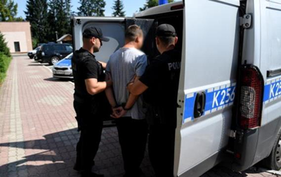 У неділю 42-річного громадянина України Миколу Л. допитали як підозрюваного і висунули йому звинувачення.

