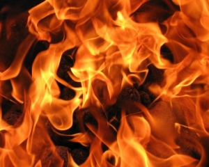 07 грудня о 10:19 спалхнула пожежа в квартирі житлового будинку за адресою: м. Рахів, вул. Богдана Хмельницького.