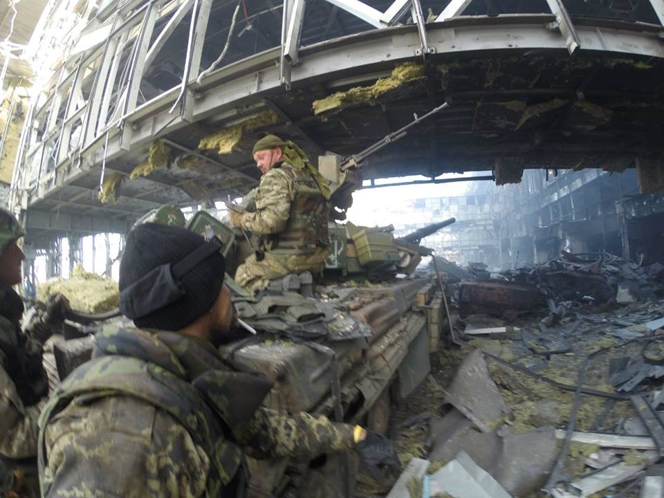 Так звані «кіборги» – захисники Донецького аеропорту, бійці 95-ї аеромобільної бригади повернулися після 17 днів перебування у аеропорту Донецька
