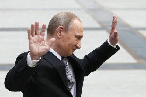 Президент России Владимир Путин на встрече лидеров стран 