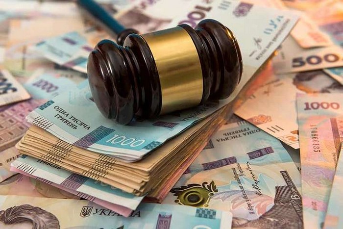 В Україні підвищили мінімальну заробітну плату суддям – членам Вищої ради правосуддя.