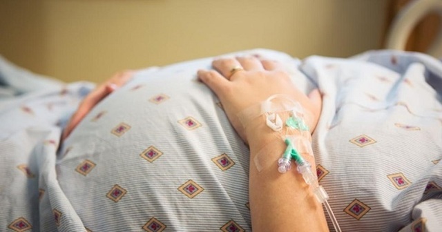 27-річна українка померла у лікарні в польському місті Кротошин. Це сталося одразу після того, як вагітній жінці зробили кесарів розтин.