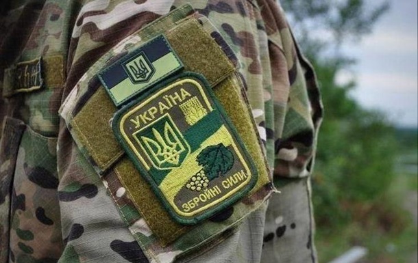 Тіло молодшого лейтенанта виявили цивільні перехожі в лісосмузі поблизу військової частини у Львівській області. Чоловікові було 26 років.
