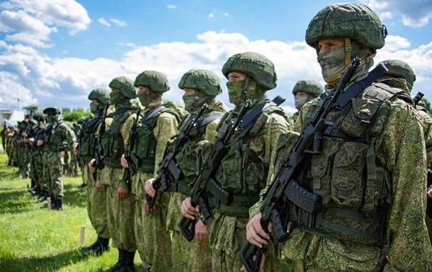 Російська армія прагне оточити район Сєвєродонецька через Ізюм на півночі та Попасну на півдні.