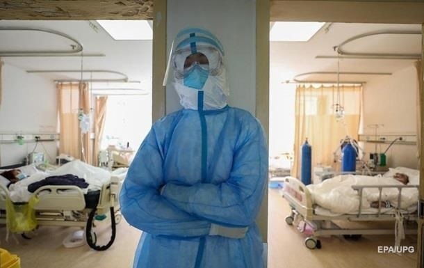 Китайські медики оприлюднили результати розтину першого померлого від коронавірусу. Найбільше виявилися уражені легені.
