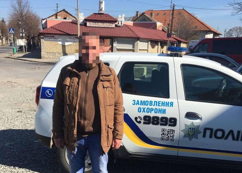 У Мукачеві затримали 42-річного чоловіка, якого розшукує поліція Черкаської області.
