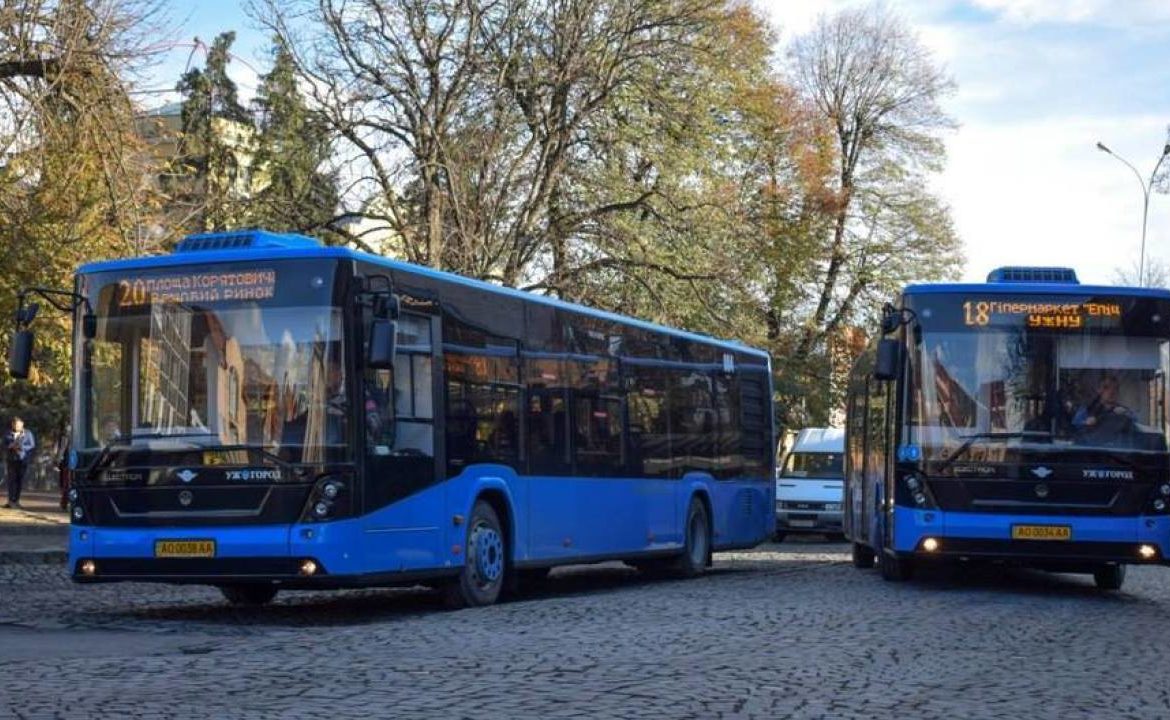 Із понеділка, 1 червня, нагадуємо, в Ужгороді дещо послаблюються карантинні заходи і почнуть їздити міські автобуси.