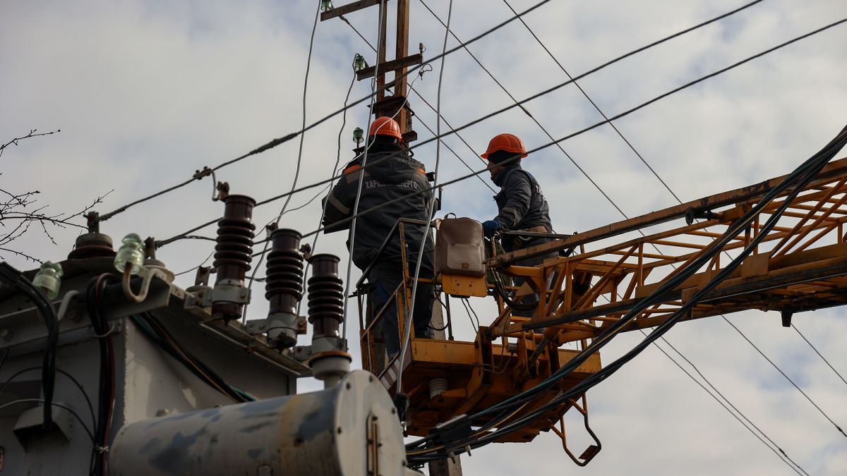 В Україні готуються відключати світло 17 березня: кого зачеплять обмеження?