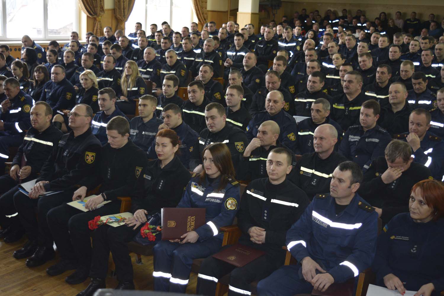 Сьогодні, 18 січня, в Ужгороді у приміщенні Закарпатської обласної філармонії відбулася нарада за підсумками роботи Управління ДСНС області та підпорядкованих підрозділів у 2018 році.
