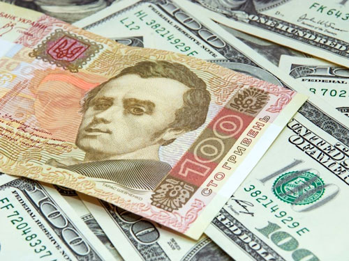 Доллар, евро и российский рубль подешевели.