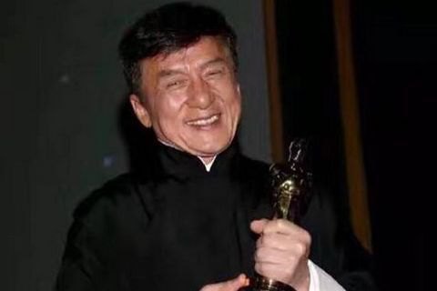 Известный актер и каскадер, 62-летний Джеки Чан получил премию 