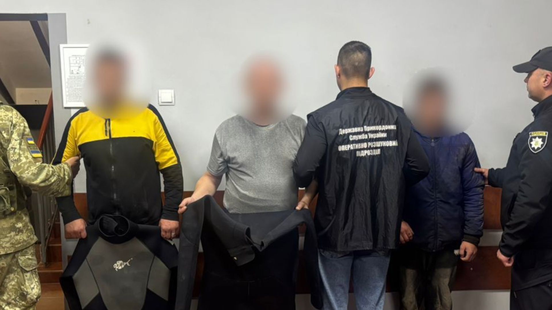 На Закарпатті затримали двох «водолазів», які намагалися переплисти Тису за $8 тисяч (ВІДЕО)