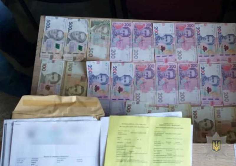 Фальсифікацію викрили слідчі поліції Закарпаття спільно зі співробітниками Управління стратегічних розслідувань, за процесуального керівництва Берегівської окружної прокуратури