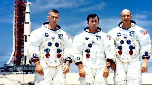 Американський астронавт Джон Янг, який двічі брав участь у польотах до Місяця та командував першою космічною місією на шаттлі, помер у віці 87 років, повідомляють у NASA.

