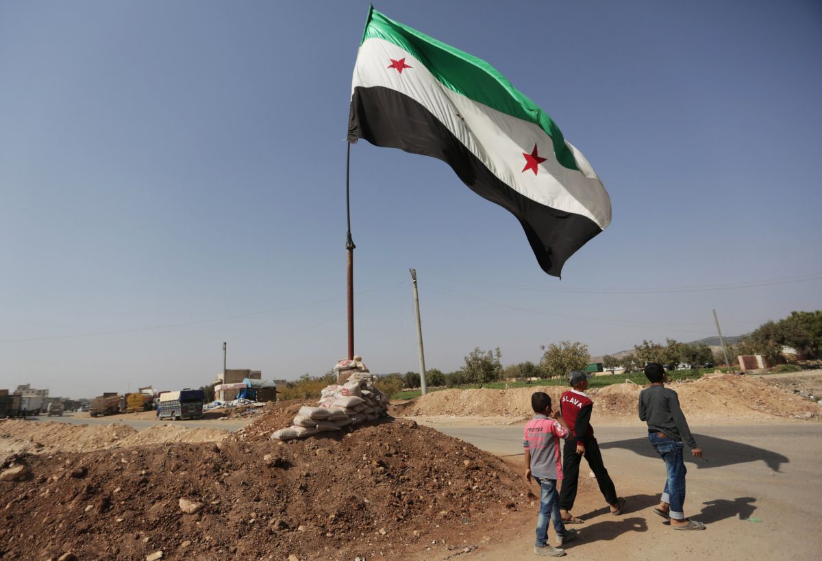 Боевики объединения «Файлак аль-Шам» заявили об убийстве шестерых российских военных в Сирии. 