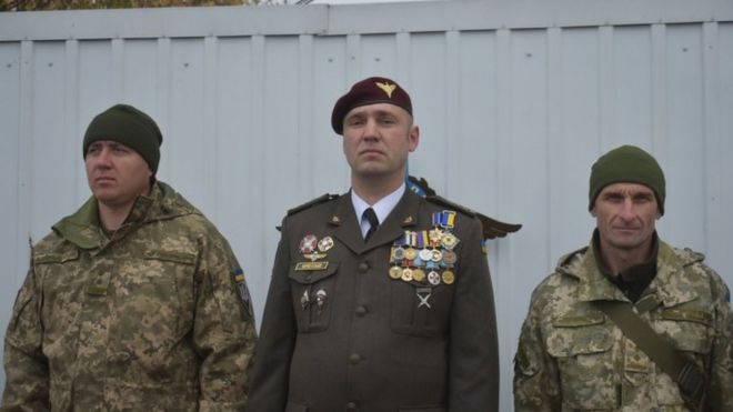 Сьогодні зранку помер командир 128-ї гірсько-піхотної бригади Євген Коростельов, який був поранений на передовій кілька днів тому.