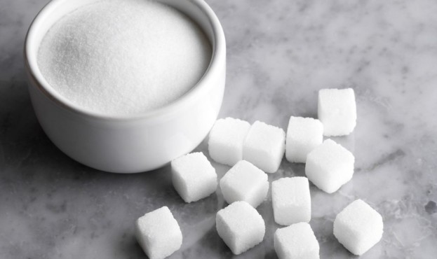 Для внутрішніх потреб українців щороку потрібно до мільйона тонн цукру.