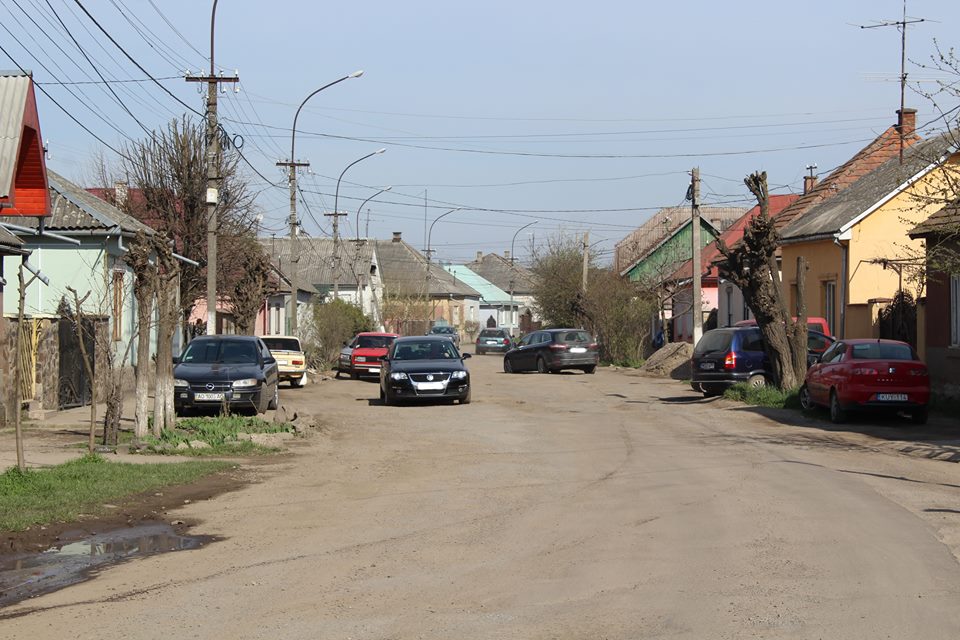 Цьогоріч заплановано ремонт доріг на Виноградівщині.