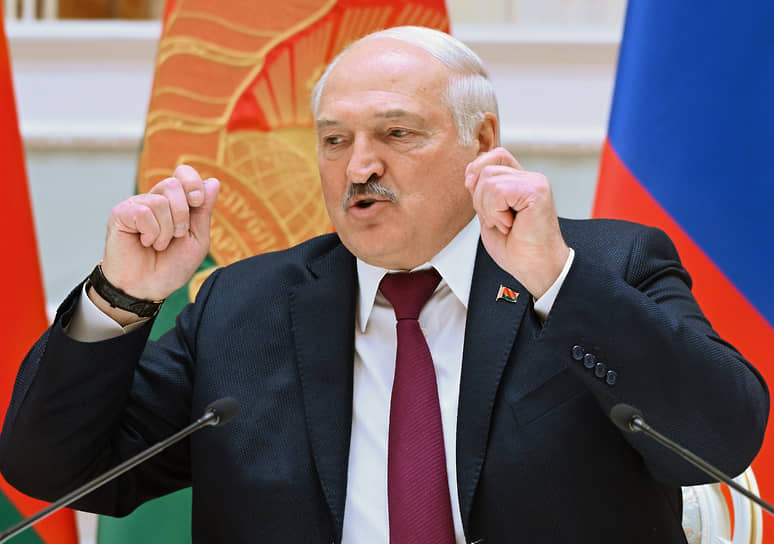 Лукашенко привів армію в повну бойову готовність: що відбувається