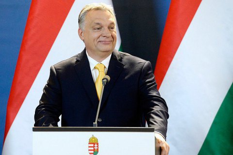 Прем'єр Угорщини Віктор Орбан висловив сумнів щодо реалістичності прагнень України стати членом Європейського Союзу та Північноатлантичного альянсу.

