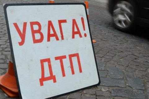 З`явилось відео жахливої аварії на Львівщині: зіткнулись маршрутка та легковик (ВІДЕО) 